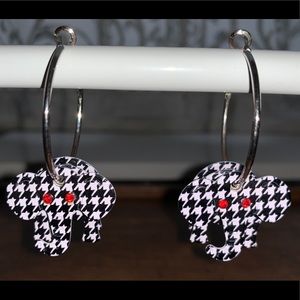 Houndstooth Elephant Earrings & Crimson Necklace